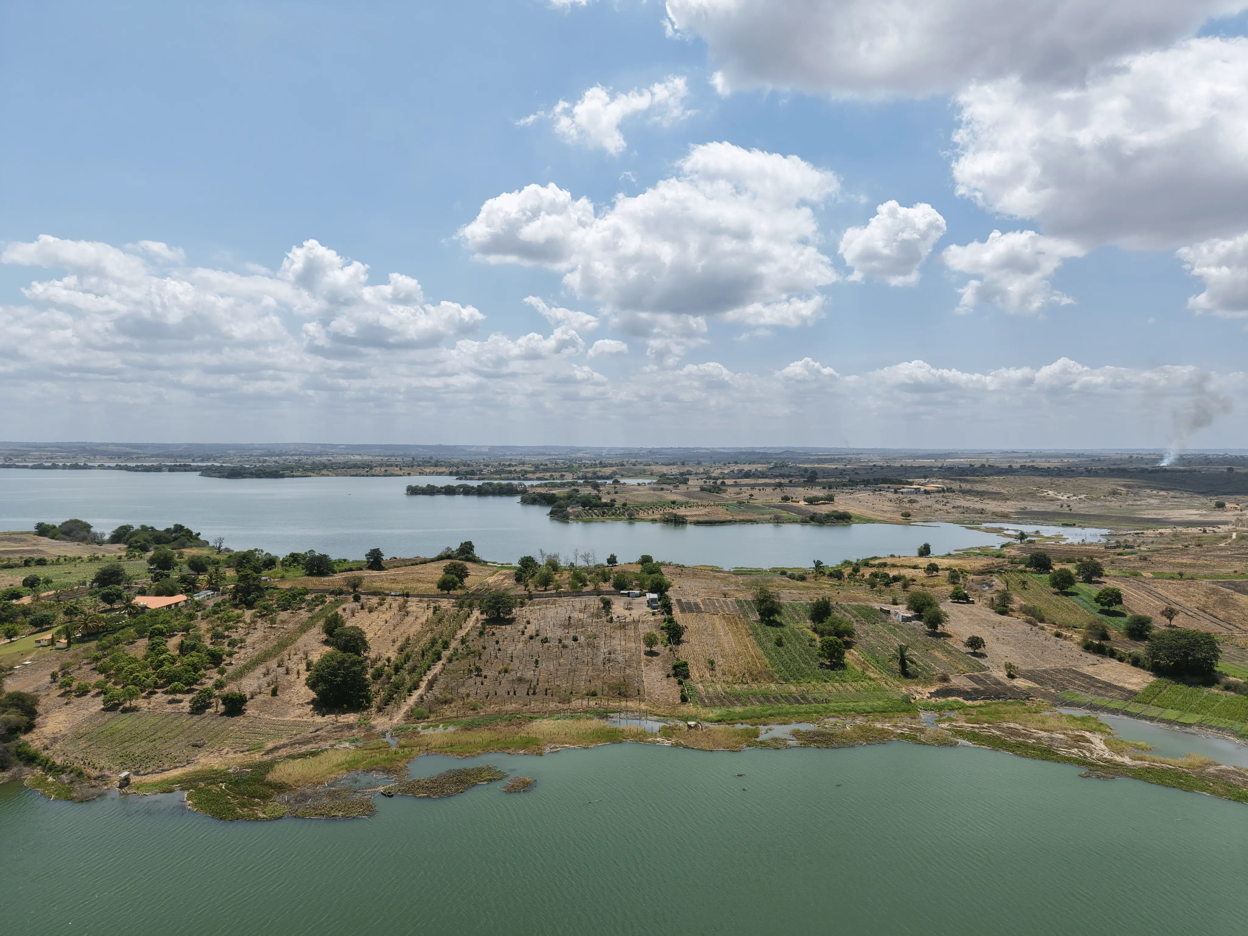 Vista aérea das explorações agrícolas ZEFMAN em Angola